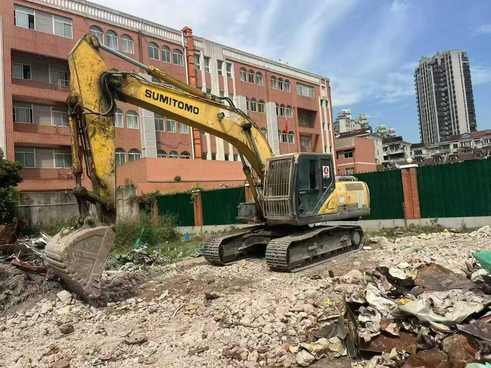 Buy Sumitomo SH210-6 Used Excavator / 1