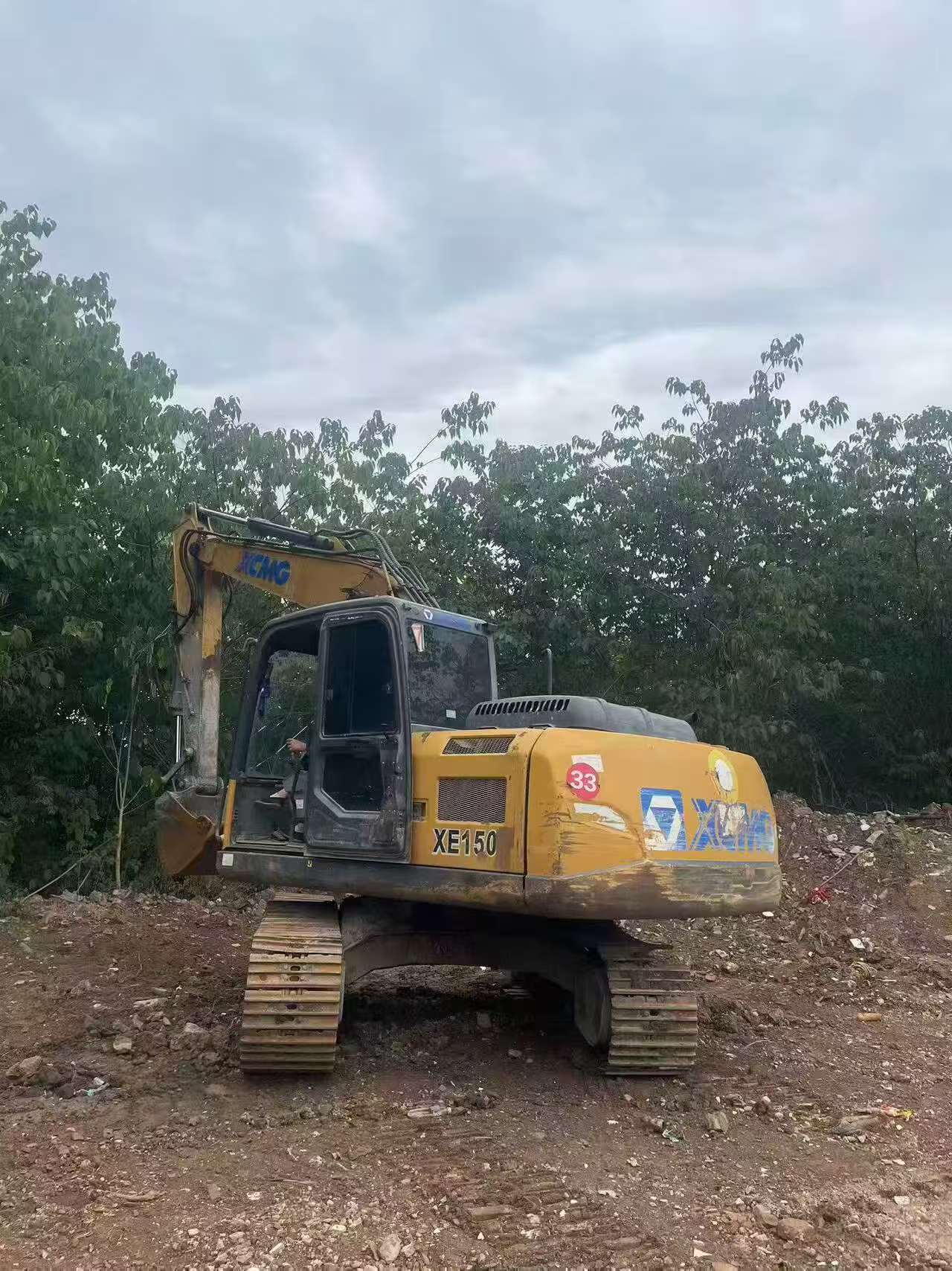 Buy XCMG XE135B Used Excavator / 3 Buy XCMG XE135B Used Excavator / 3