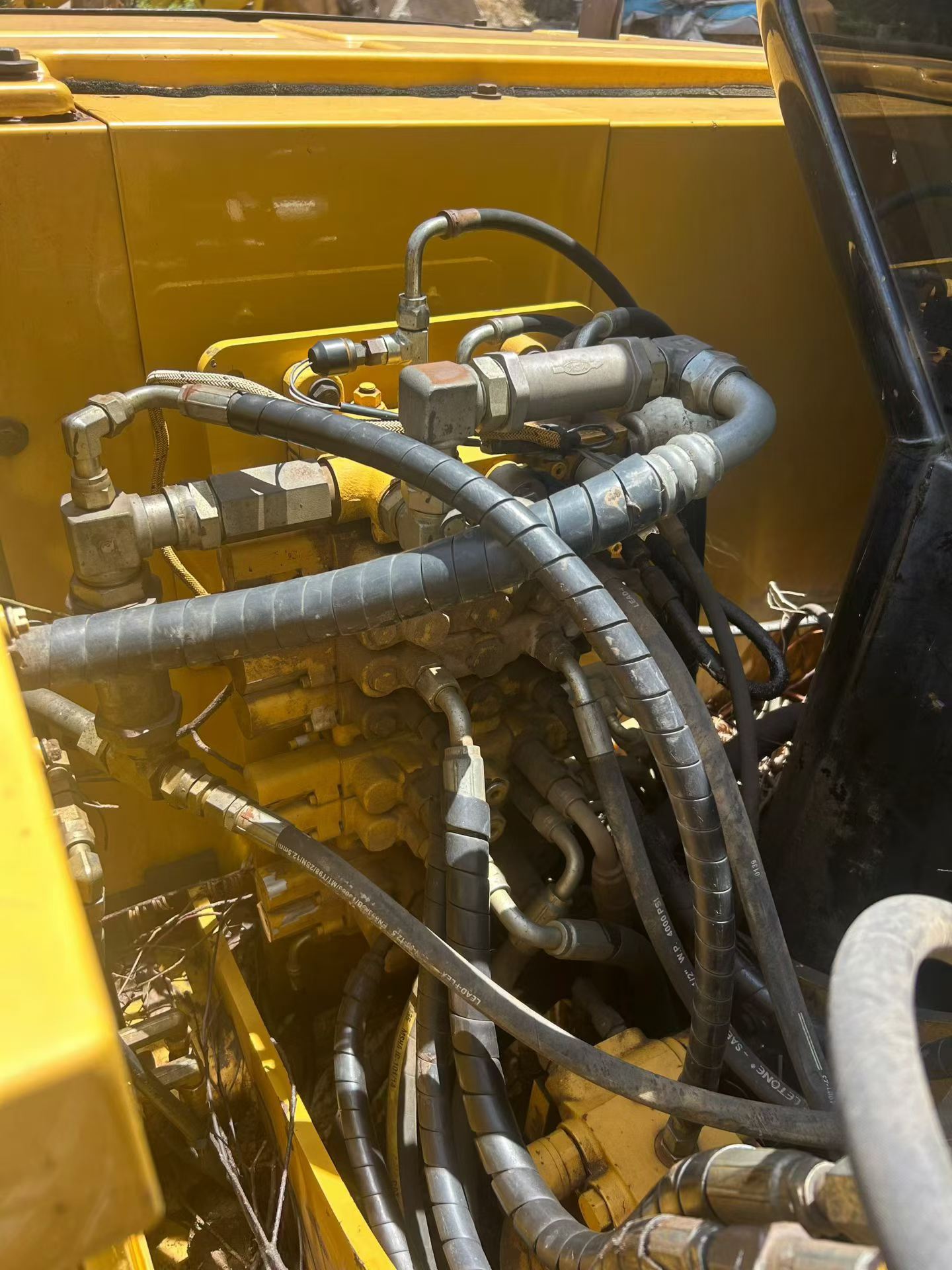Buy Caterpillar 307B Used Excavator / 2 Buy Caterpillar 307B Used Excavator / 2