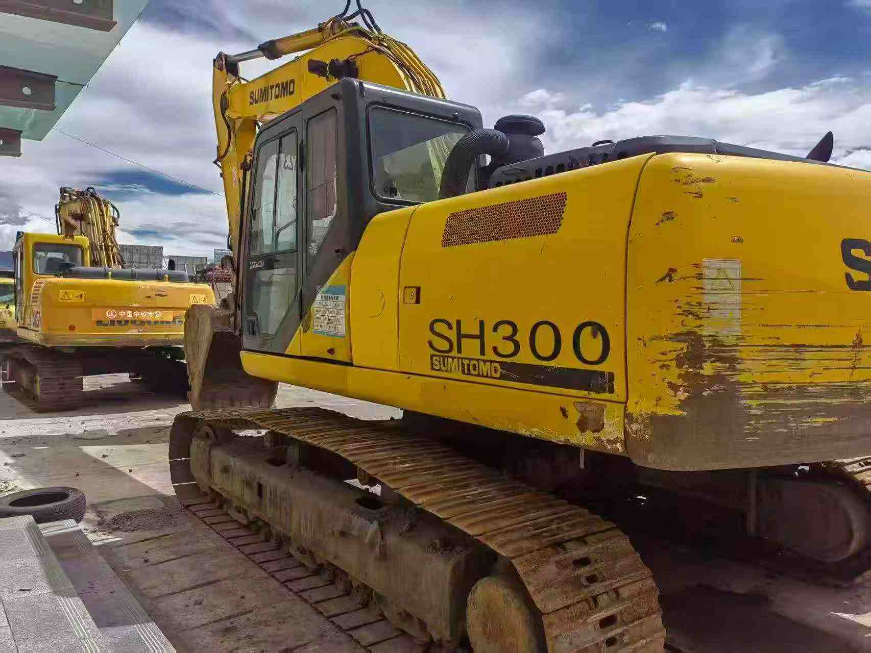 Buy Sumitomo SH240-3 Used Excavator / 3 Buy Sumitomo SH240-3 Used Excavator / 3
