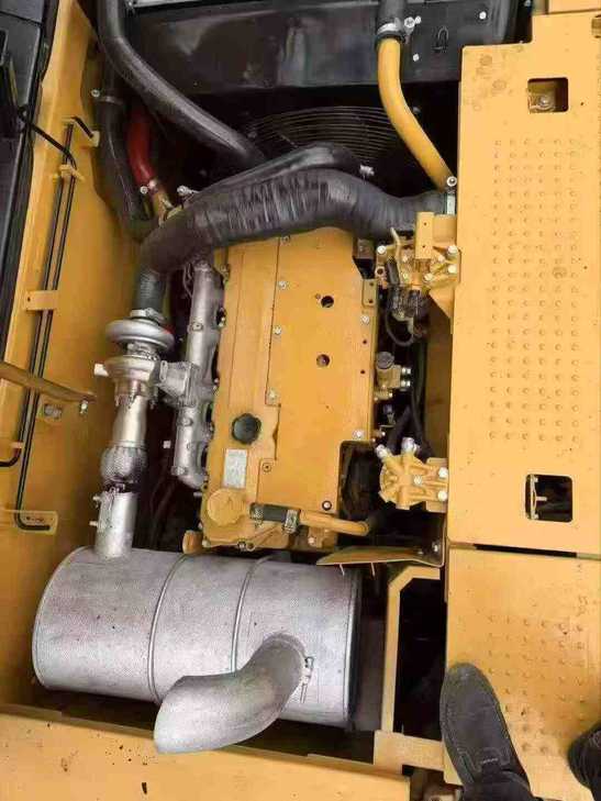Buy Caterpillar 320D Used Excavator / 1