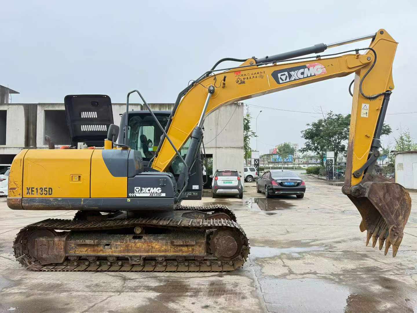 Buy XCMG XE135B Used Excavator / 2 Buy XCMG XE135B Used Excavator / 2