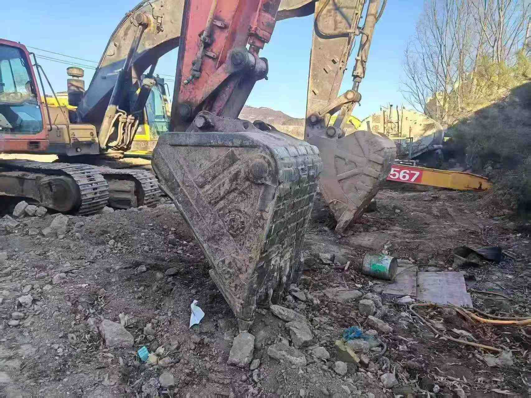Buy Doosan DH300-7 Used Excavator / 2 Buy Doosan DH300-7 Used Excavator / 2