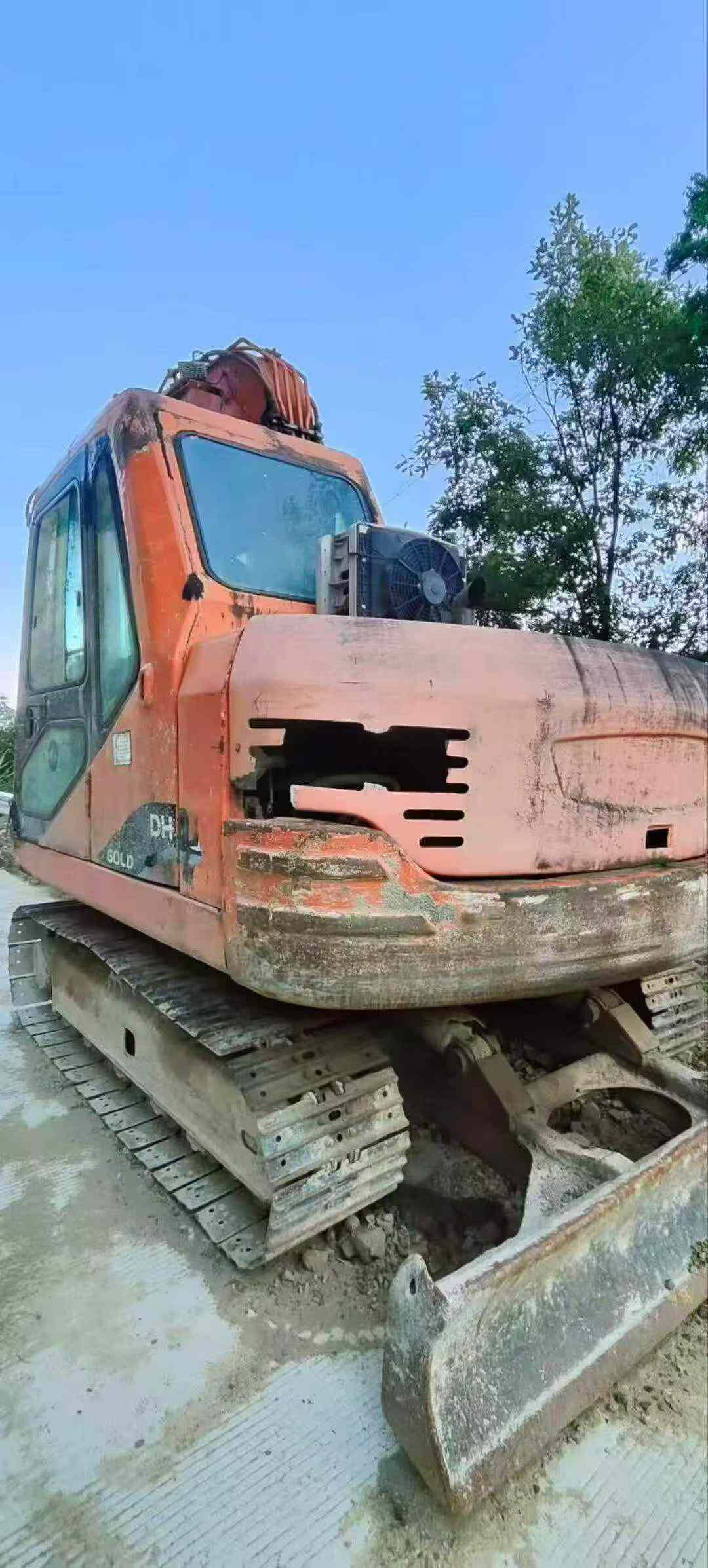 Buy Doosan DH80 Used Excavator / 3 Buy Doosan DH80 Used Excavator / 3
