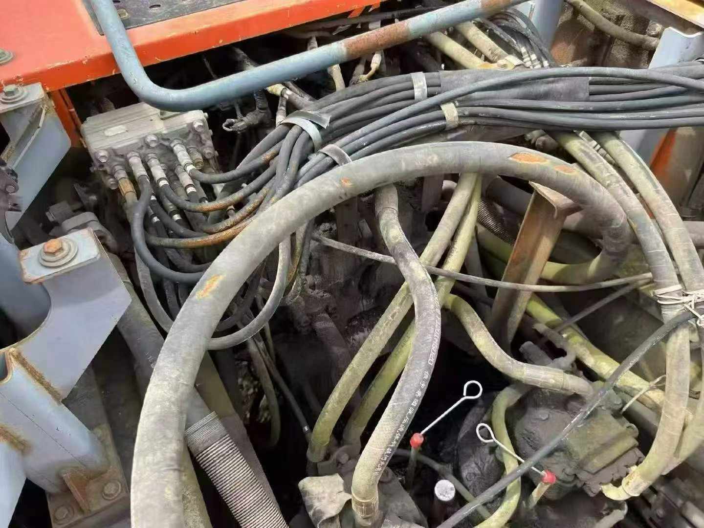 شراء حفارة Hitachi ZX50 مستعملة / 3