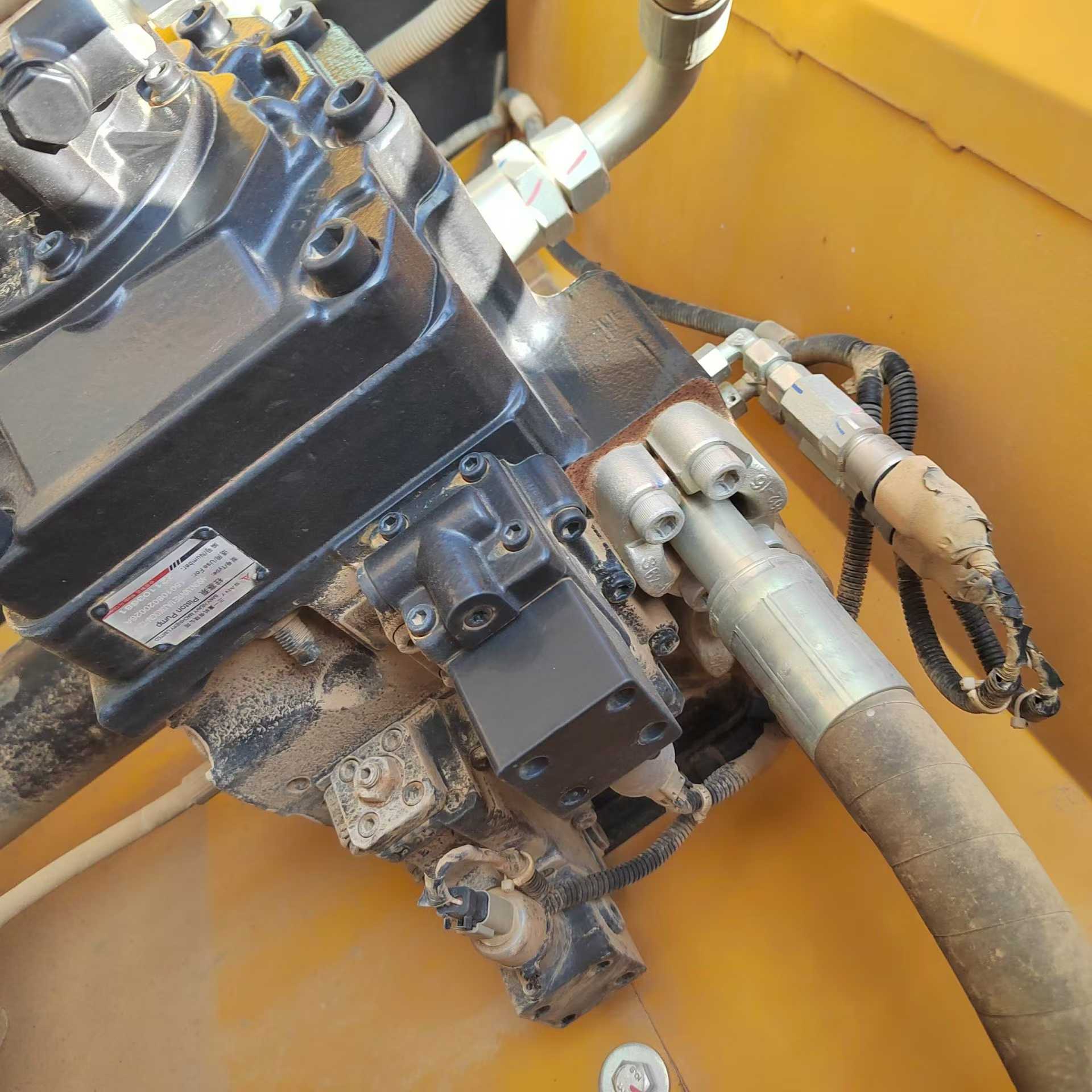 Buy Sany SY215C Used Excavator / 7 Buy Sany SY215C Used Excavator / 7