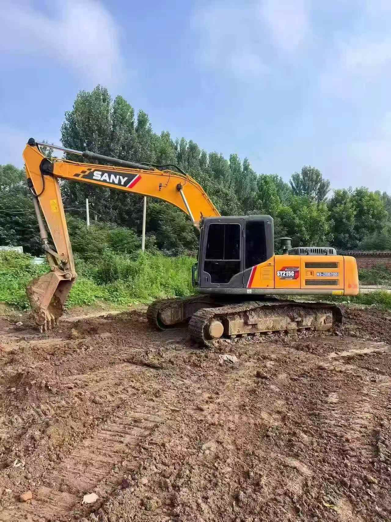 Buy Sany SY215C-8 Used Excavator / 3