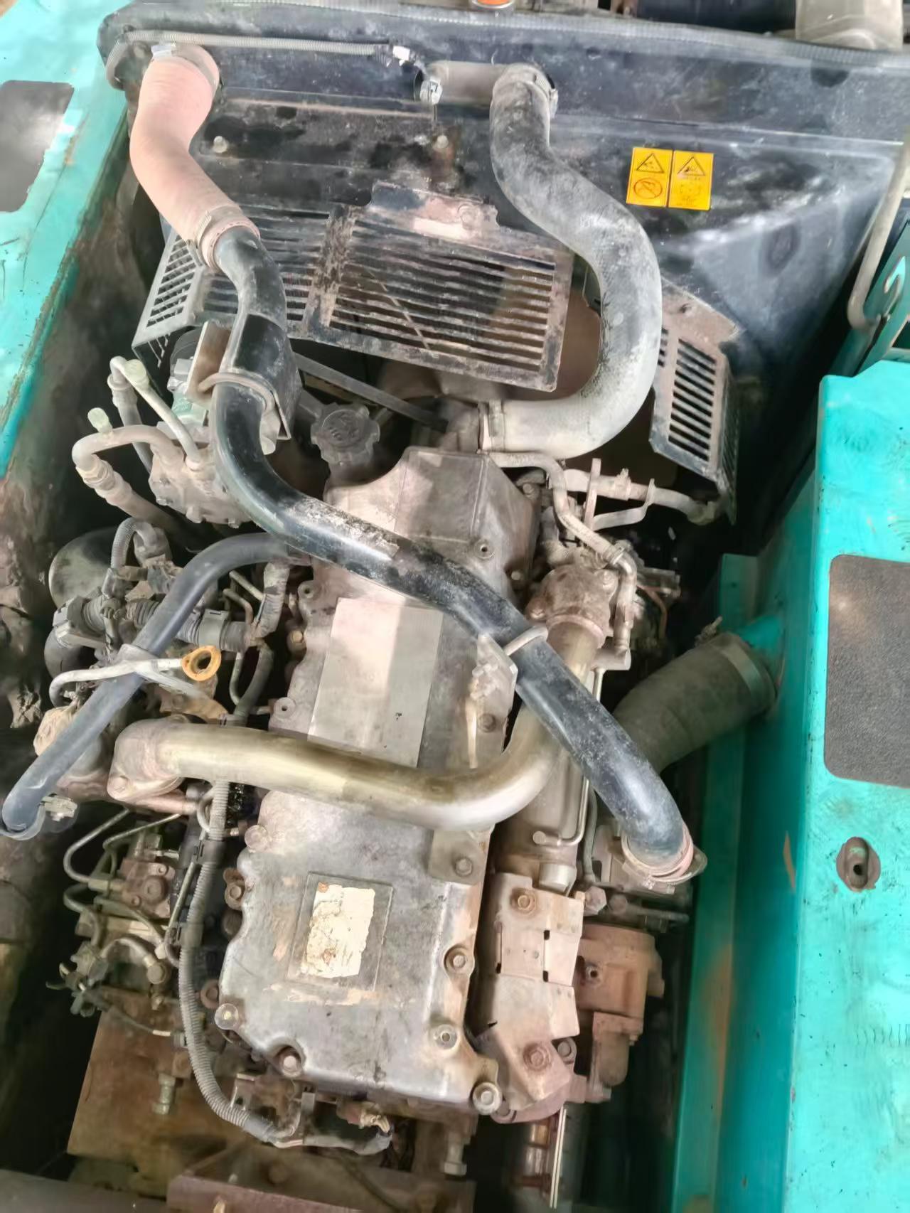 Buy Kobelco SK200-11 Used Excavator / 4 Buy Kobelco SK200-11 Used Excavator / 4