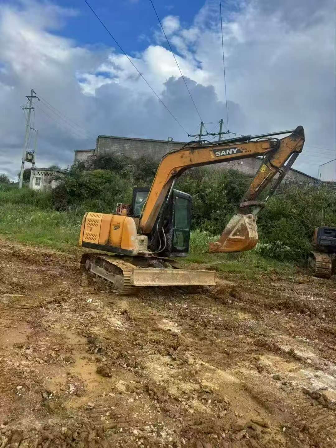 Buy Sany SY75 Used Excavator / 1