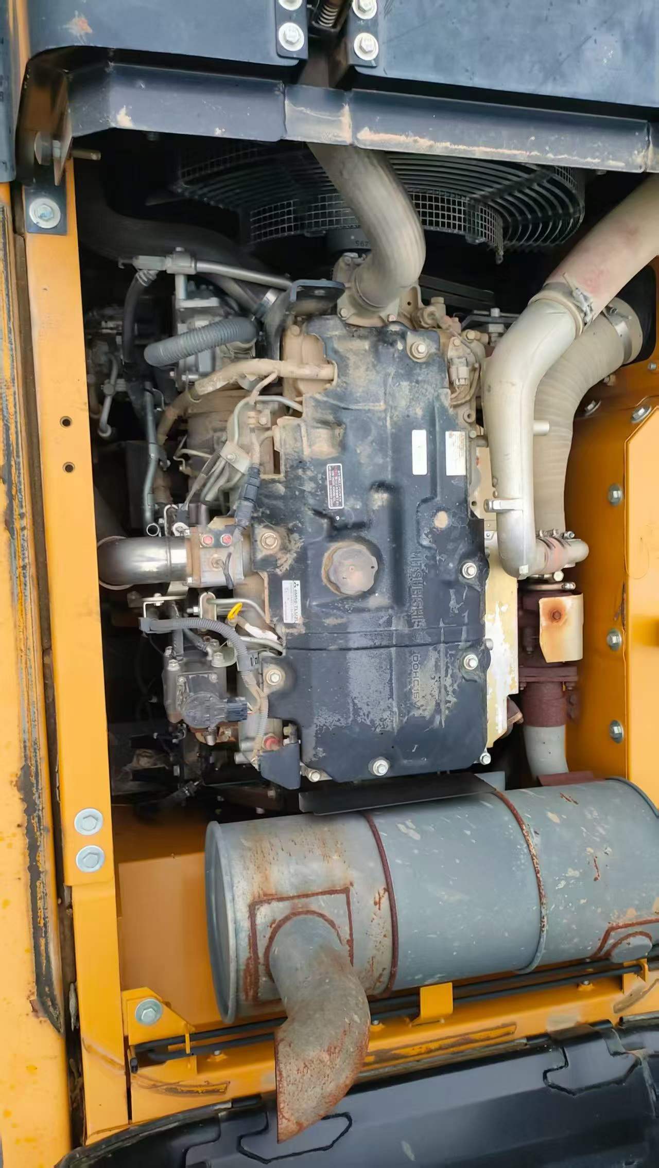 Buy Sany SY200C Used Excavator / 4 Buy Sany SY200C Used Excavator / 4
