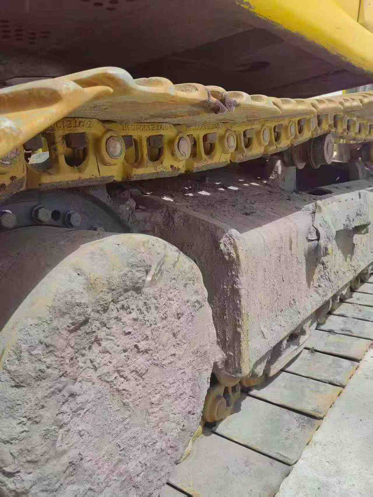 Buy Sumitomo SH240-3 Used Excavator / 6 Buy Sumitomo SH240-3 Used Excavator / 6