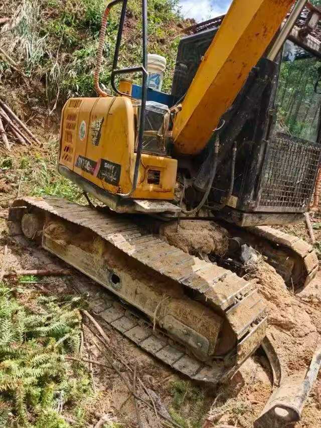 Buy Sany SY75 Used Excavator / 3 Buy Sany SY75 Used Excavator / 3