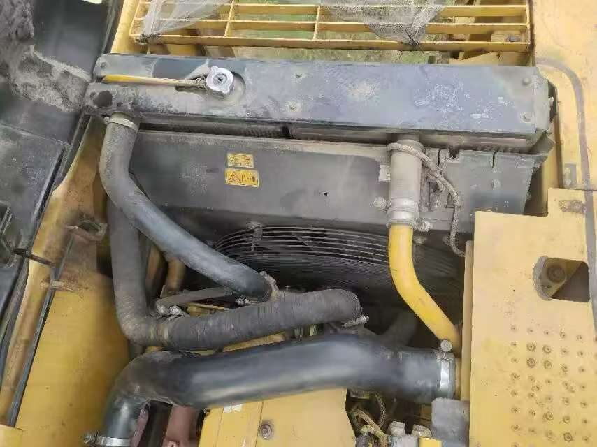 Buy Caterpillar 320D Used Excavator / 5