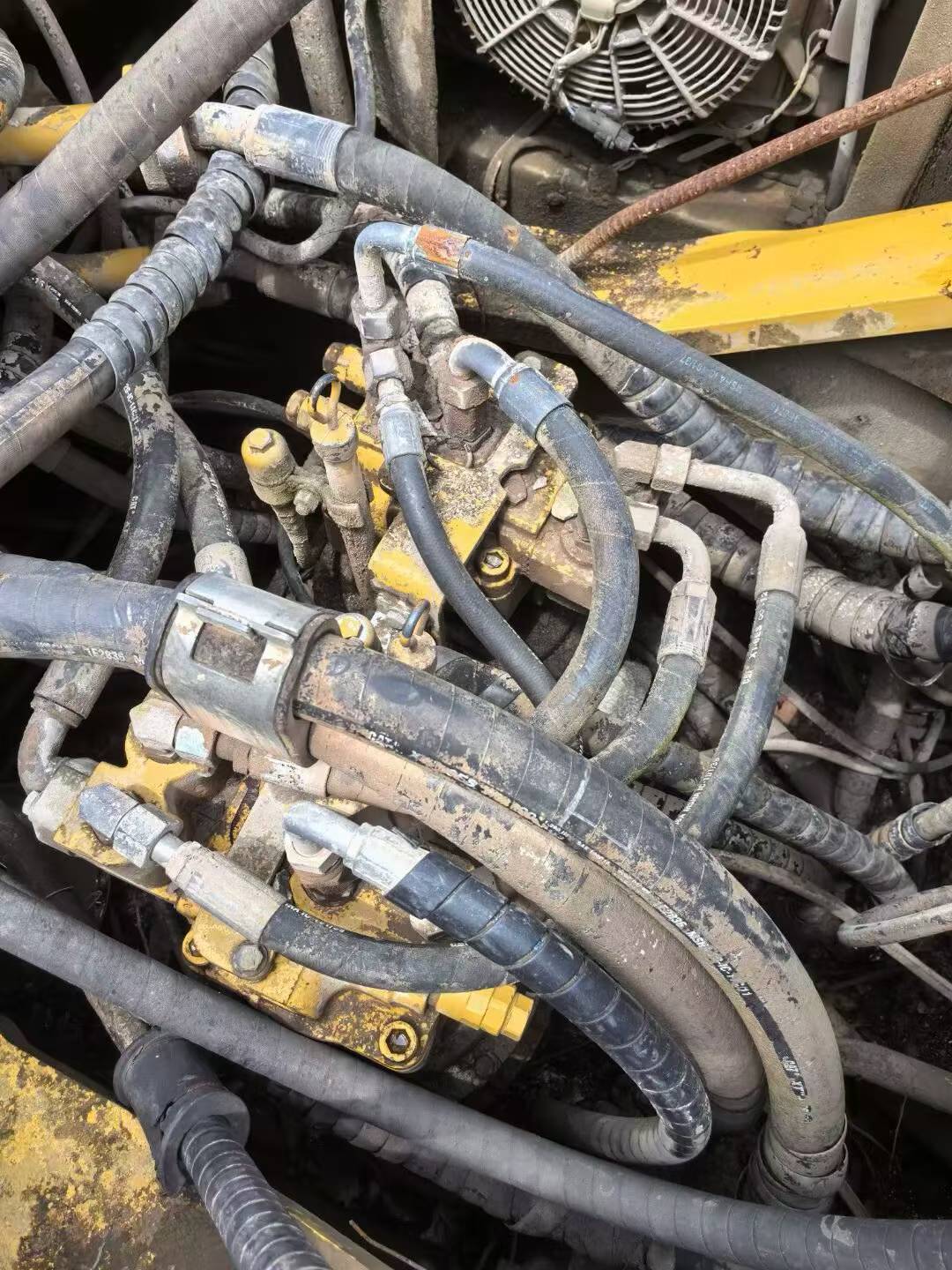 Buy Caterpillar 349E Used Excavator / 3 Buy Caterpillar 349E Used Excavator / 3