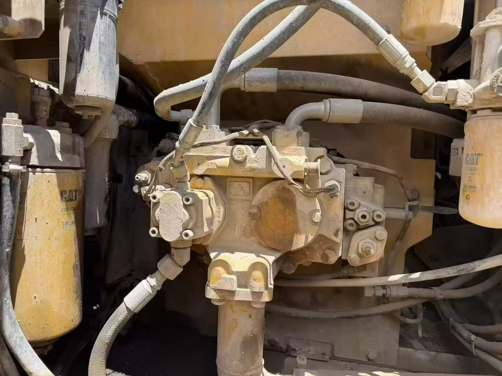 Buy Caterpillar 320D Used Excavator / 3 Buy Caterpillar 320D Used Excavator / 3