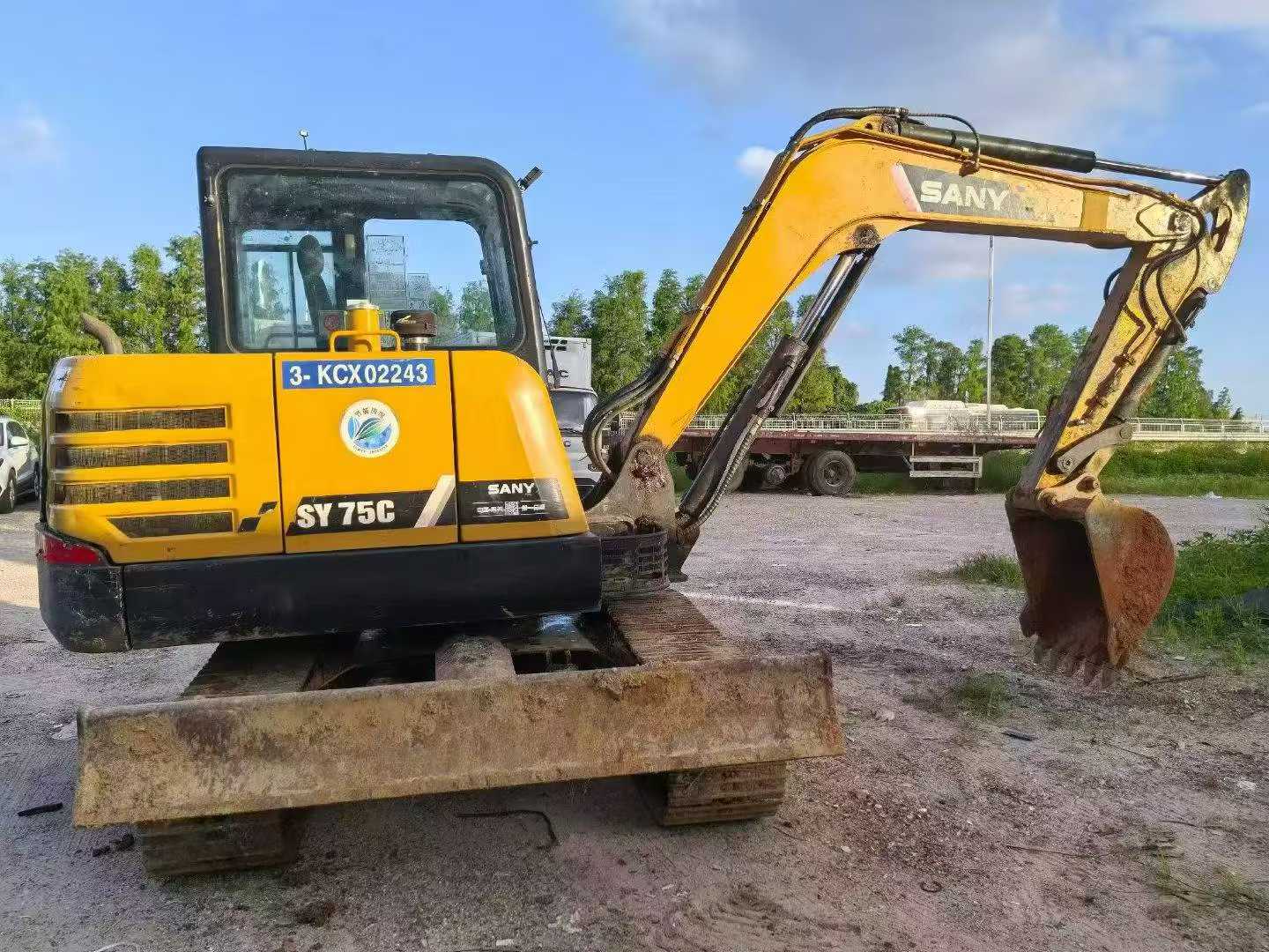 Buy Sany SY55 Used Excavator / 2 Buy Sany SY55 Used Excavator / 2