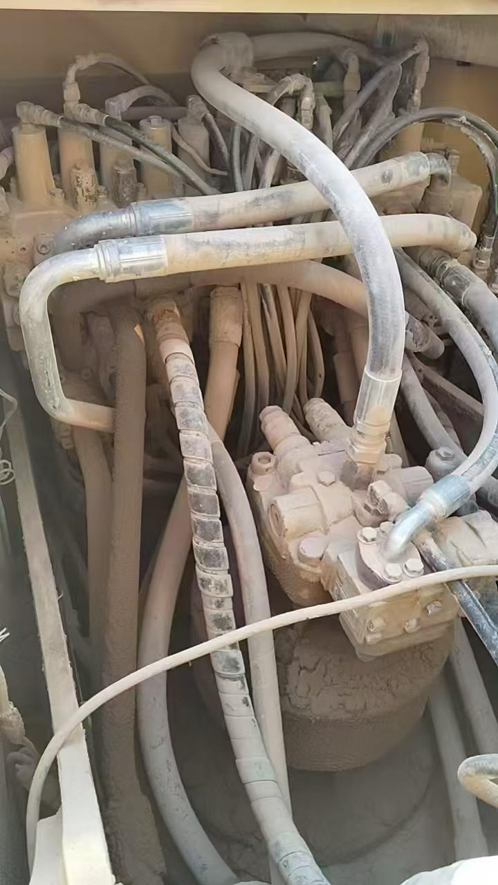 Buy Caterpillar 323DL Used Excavator / 4 Buy Caterpillar 323DL Used Excavator / 4