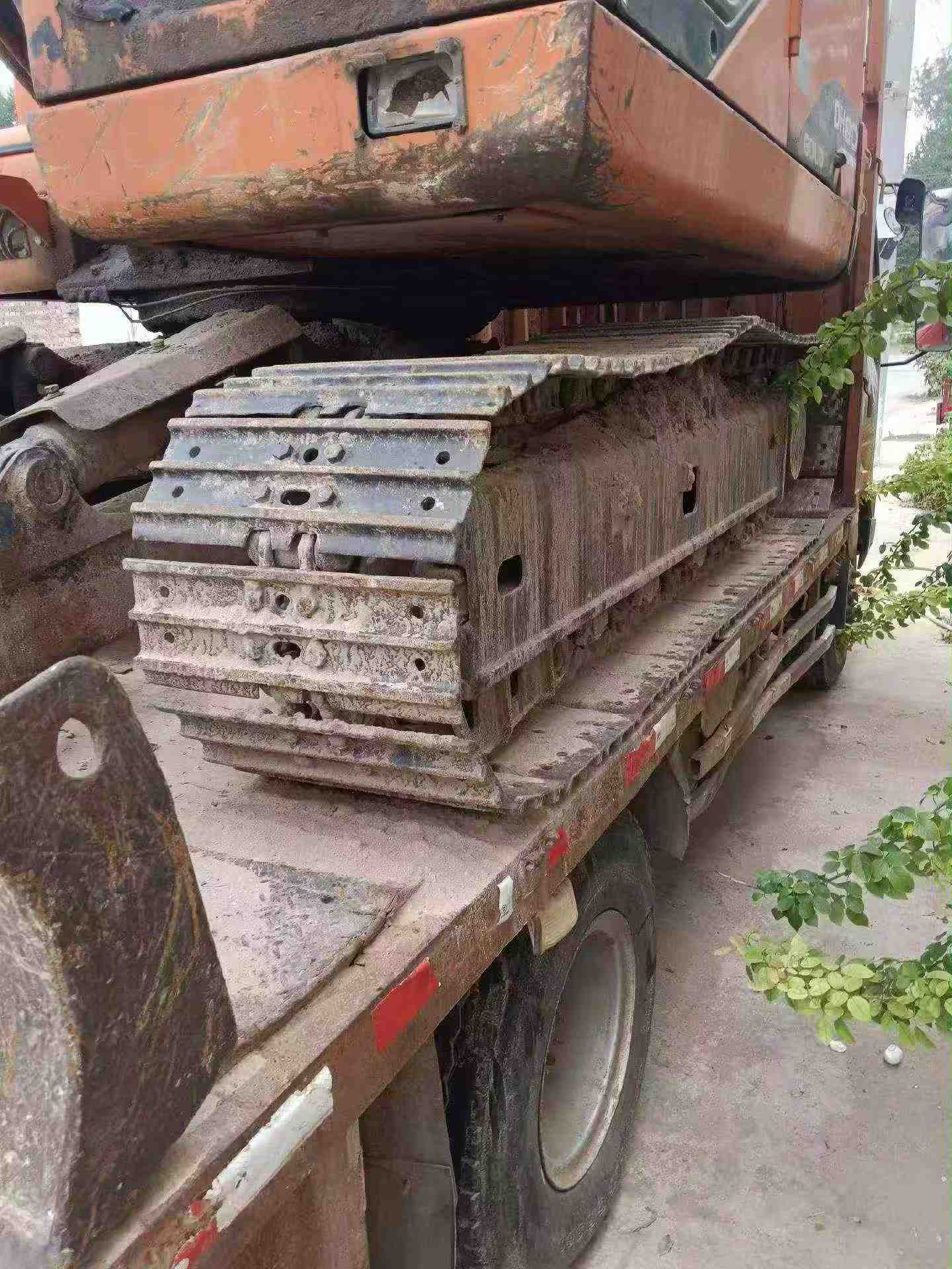 Buy Doosan DH80 Used Excavator / 3 Buy Doosan DH80 Used Excavator / 3