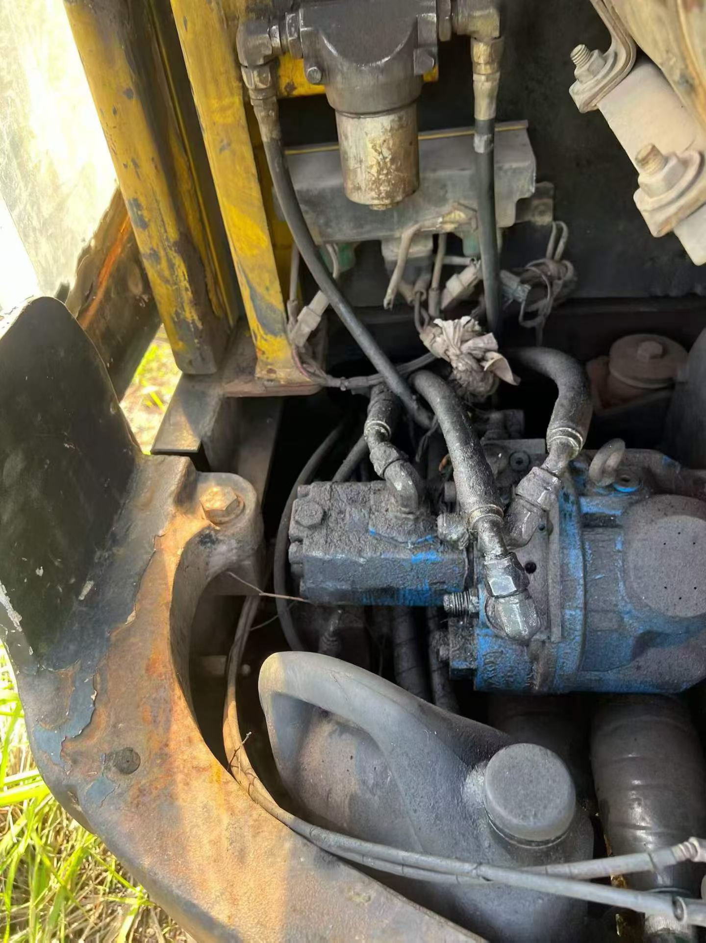 Buy Hyundai HX60 Used Excavator / 5 Buy Hyundai HX60 Used Excavator / 5