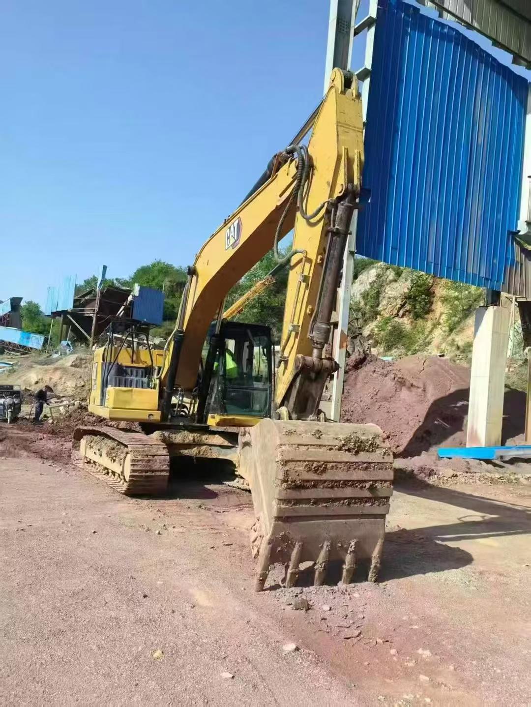 Buy Caterpillar 320GC Used Excavator / 4 Buy Caterpillar 320GC Used Excavator / 4