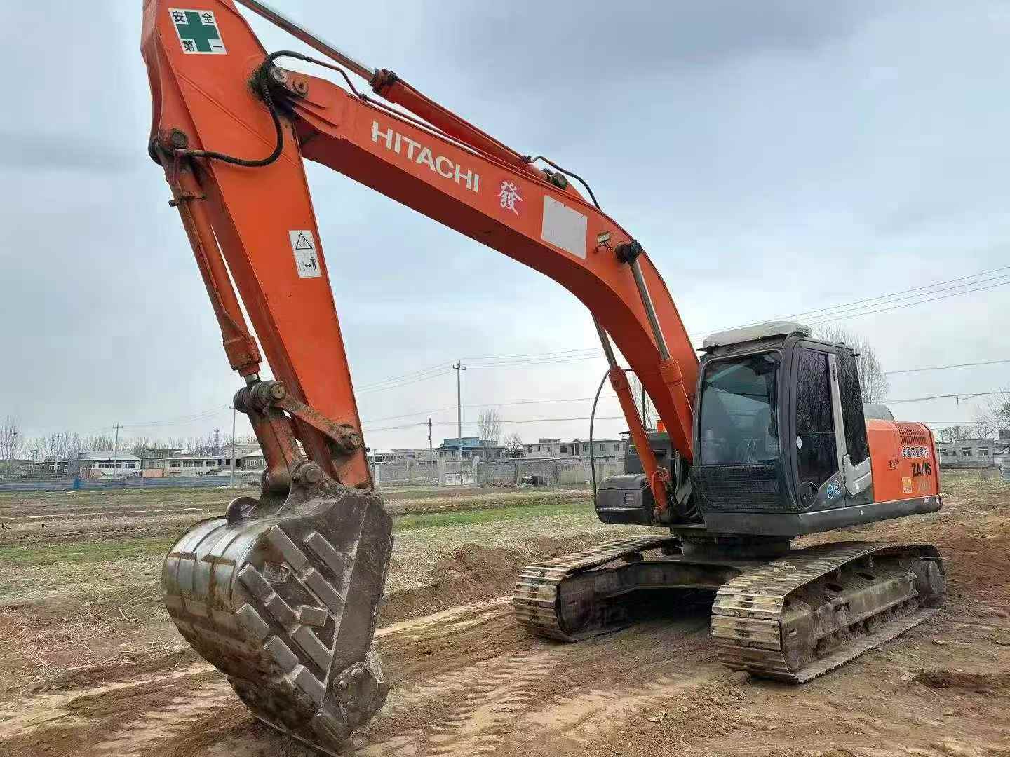 Buy Hitachi ZX240 Used Excavator / 2 Buy Hitachi ZX240 Used Excavator / 2