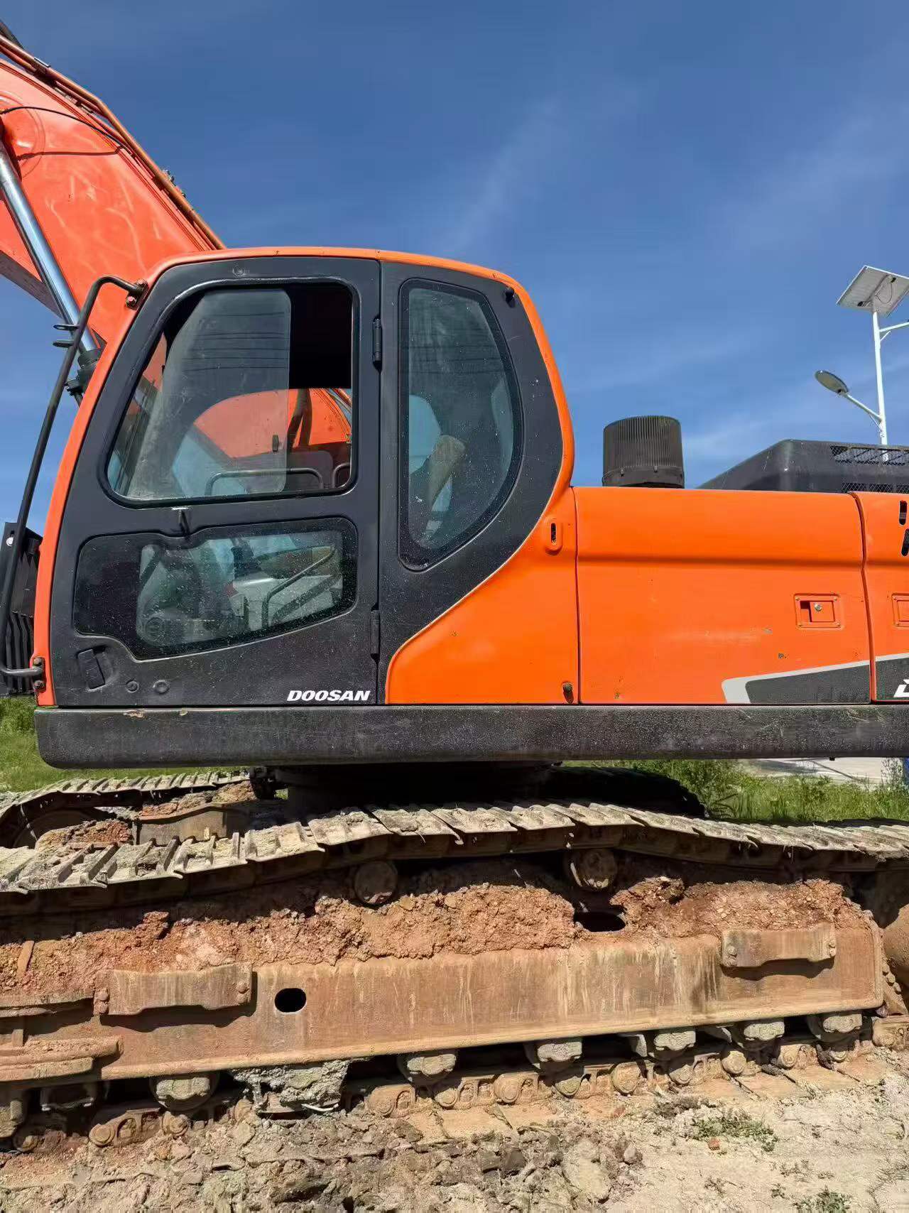 Buy Doosan DX340LC-9C Used Excavator / 4 Buy Doosan DX340LC-9C Used Excavator / 4