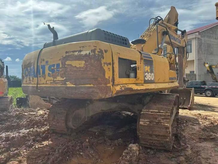 Buy Komatsu PC360-7 Used Excavator / 1