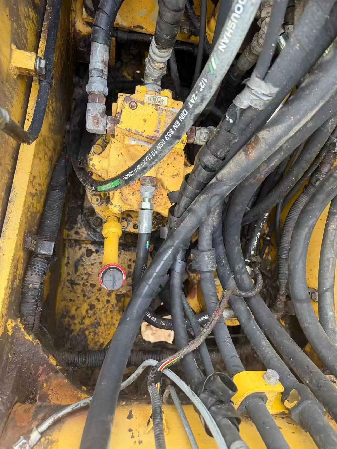 Buy Komatsu PC120-8 Used Excavator / 5 Buy Komatsu PC120-8 Used Excavator / 5