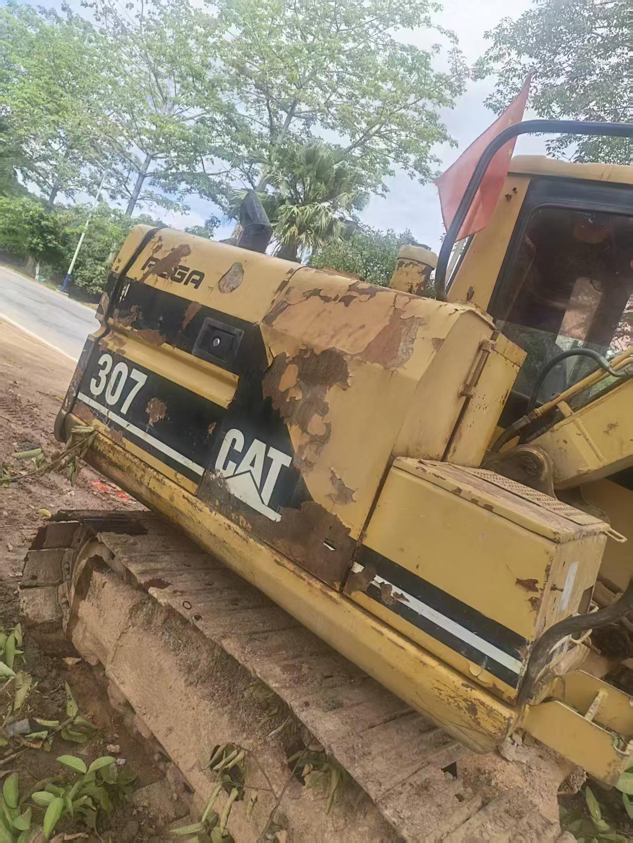 Buy Caterpillar 307B Used Excavator / 3 Buy Caterpillar 307B Used Excavator / 3