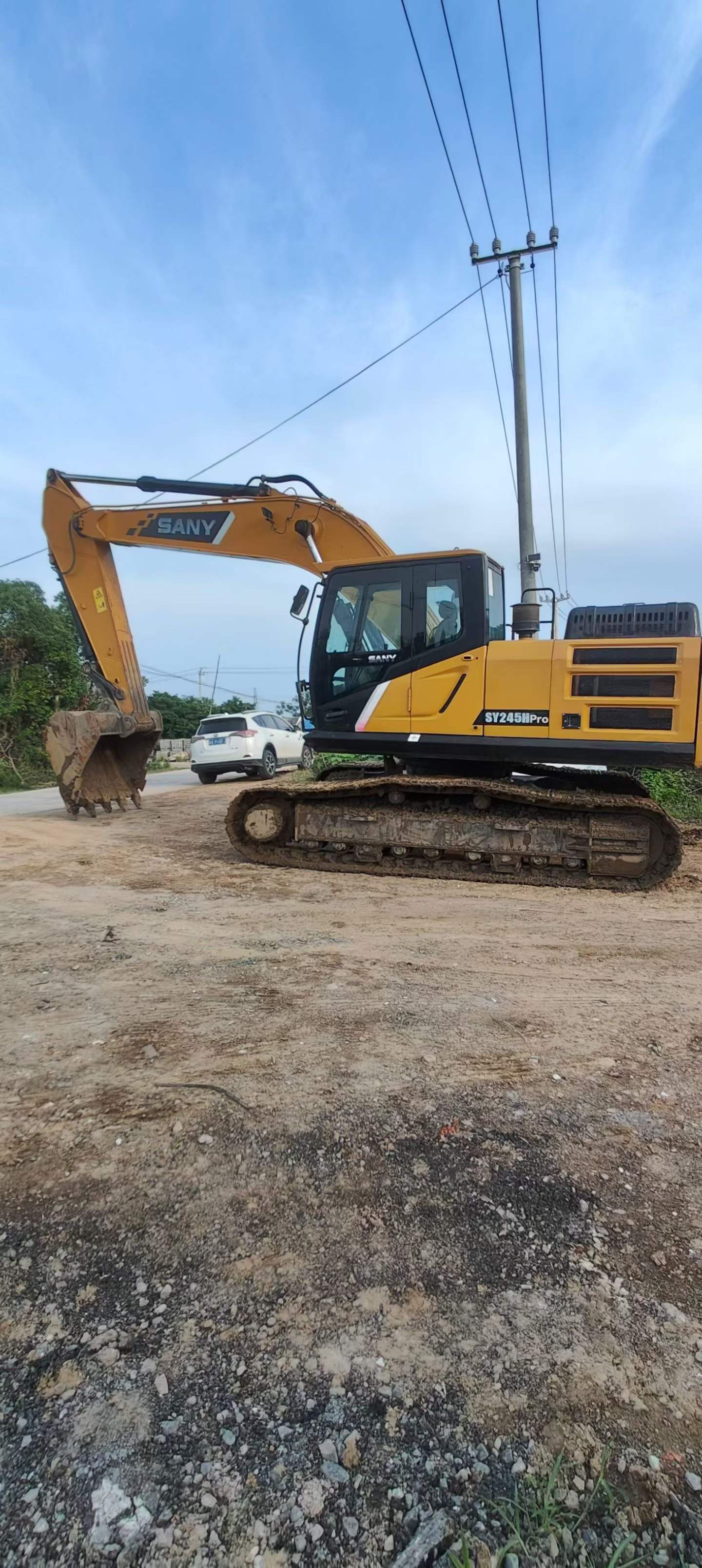 Buy Sany SY245H Used Excavator / 3