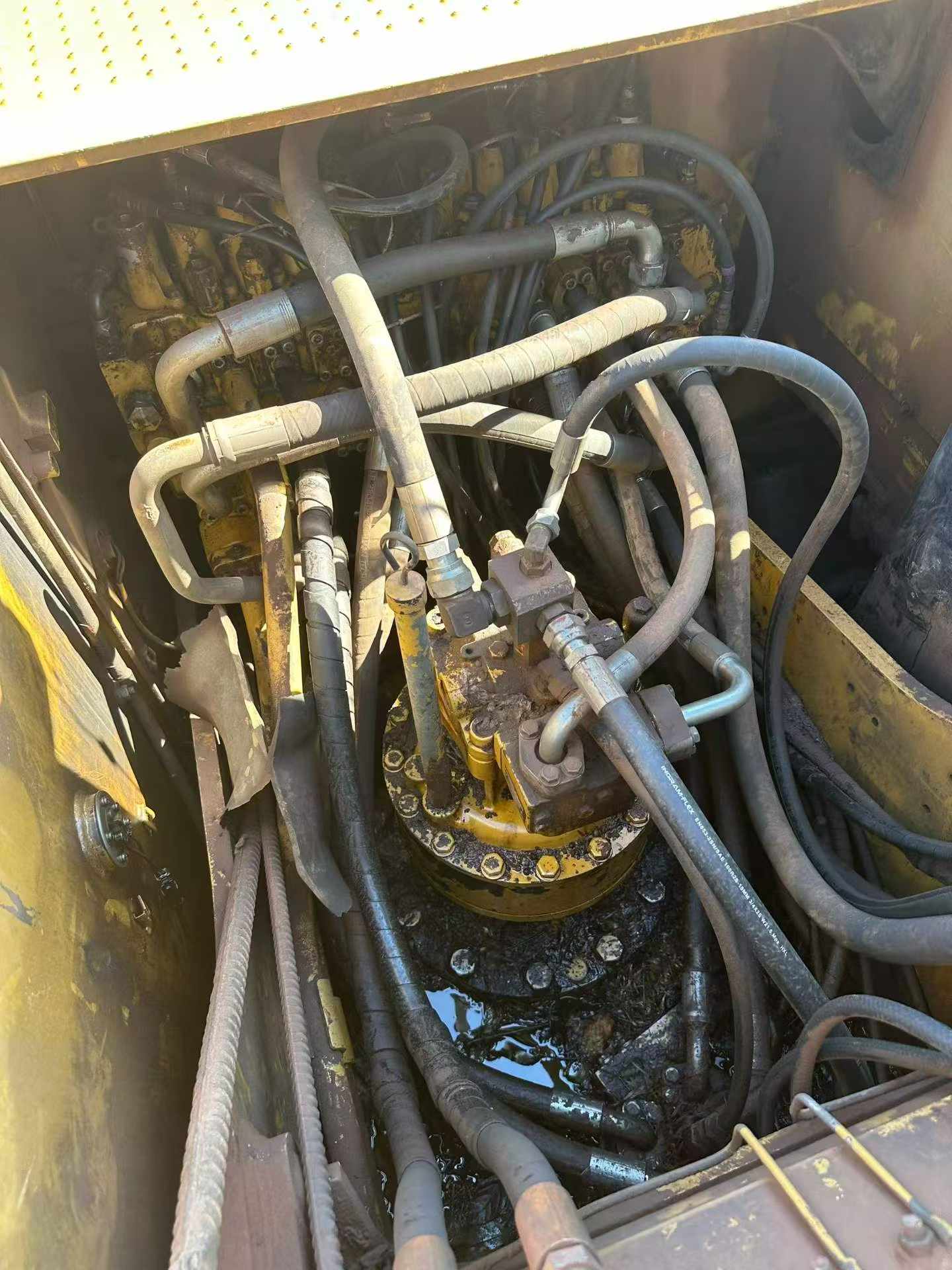 Buy Caterpillar 320D Used Excavator / 2 Buy Caterpillar 320D Used Excavator / 2