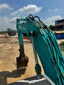 Buy Kobelco SK200-5.5 Used Excavator / 8 Buy Kobelco SK200-5.5 Used Excavator / 8