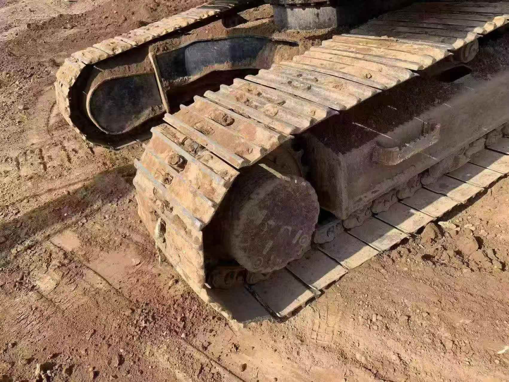Buy Sumitomo SH210A5 Used Excavator / 8 Buy Sumitomo SH210A5 Used Excavator / 8