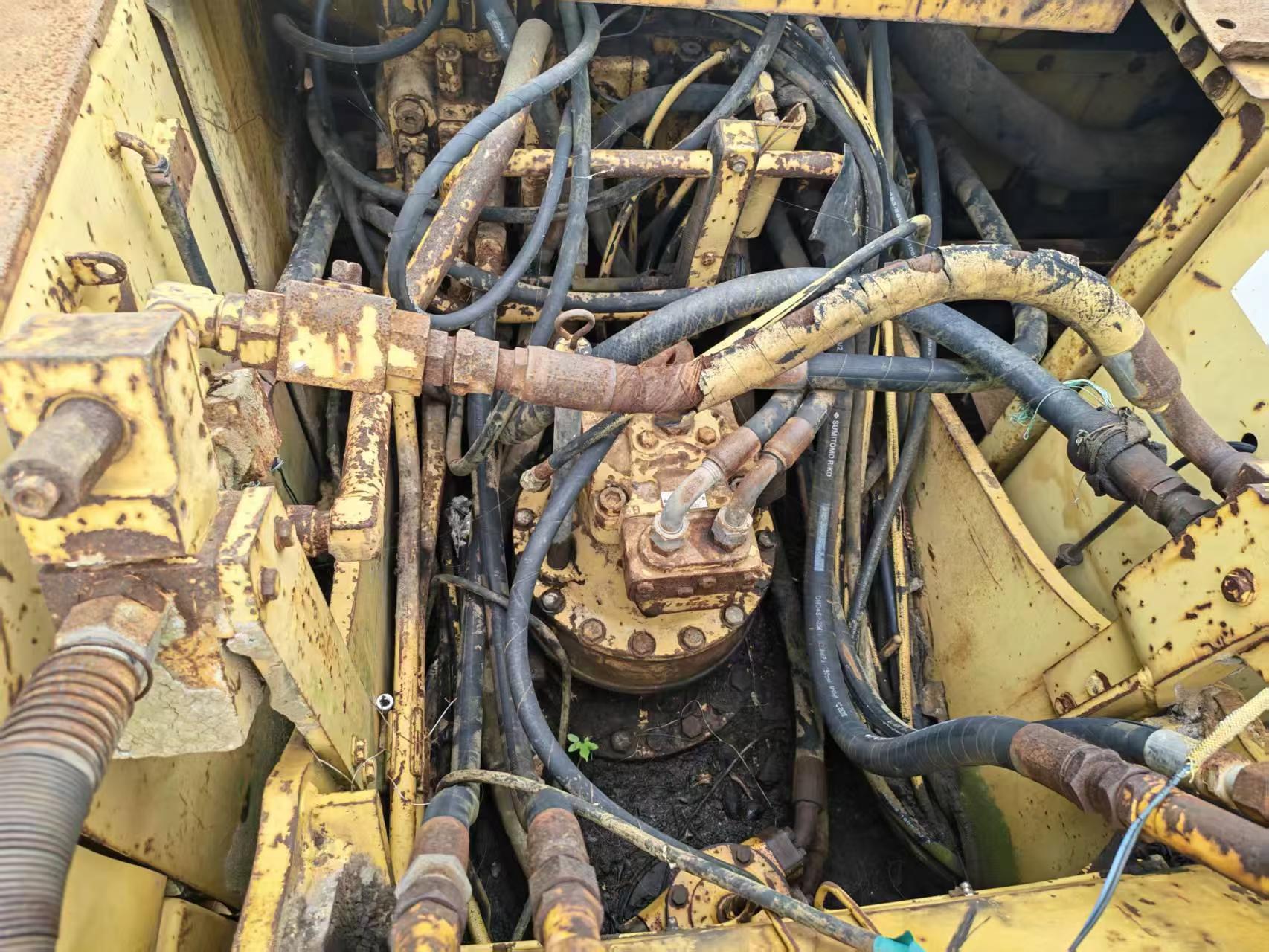 Buy Caterpillar 320B Used Excavator / 5 Buy Caterpillar 320B Used Excavator / 5