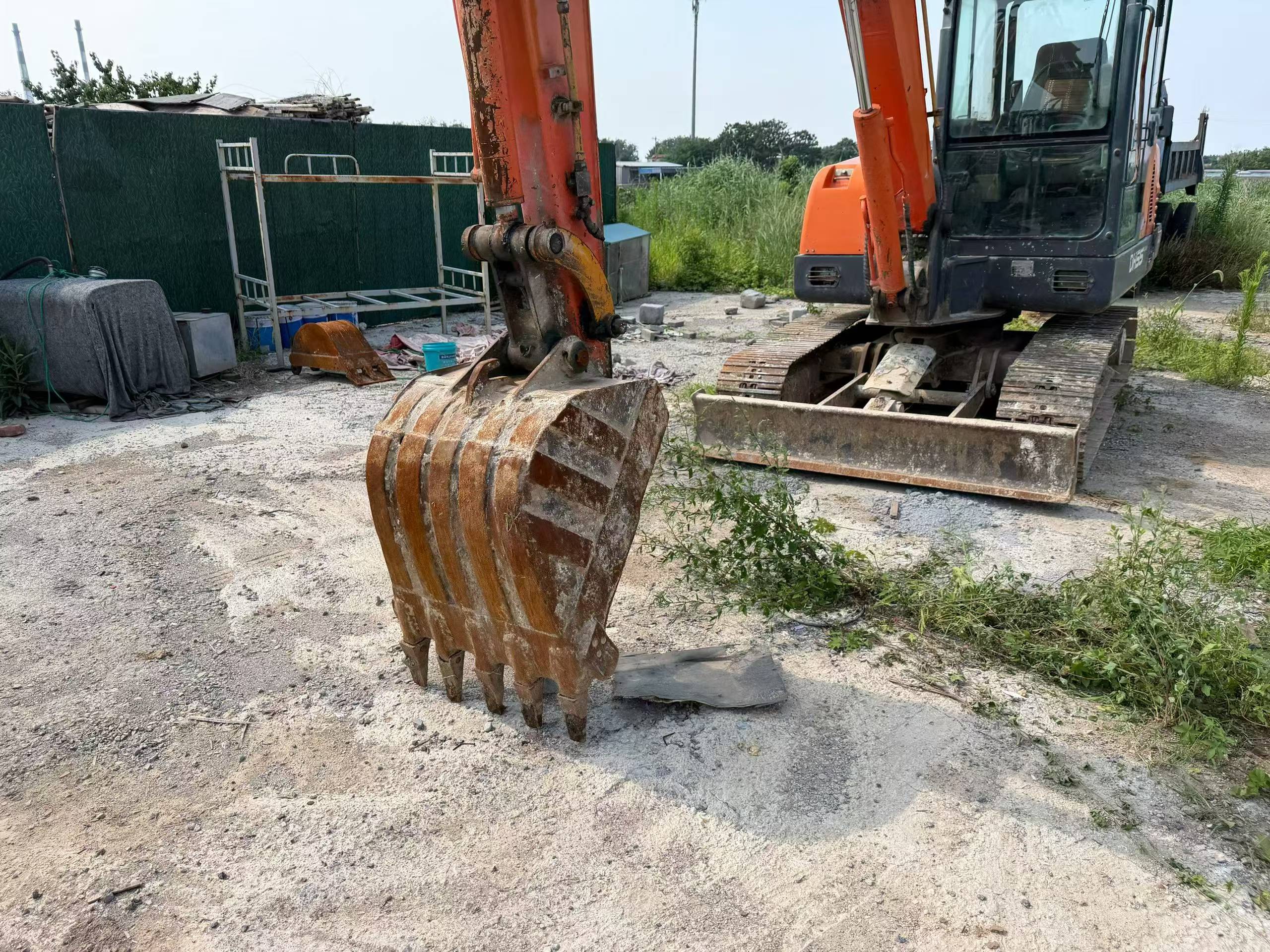 Buy Doosan DH55 Used Excavator / 4 Buy Doosan DH55 Used Excavator / 4