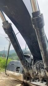 Buy Hitachi EX200-3 Used Excavator / 4 Buy Hitachi EX200-3 Used Excavator / 4