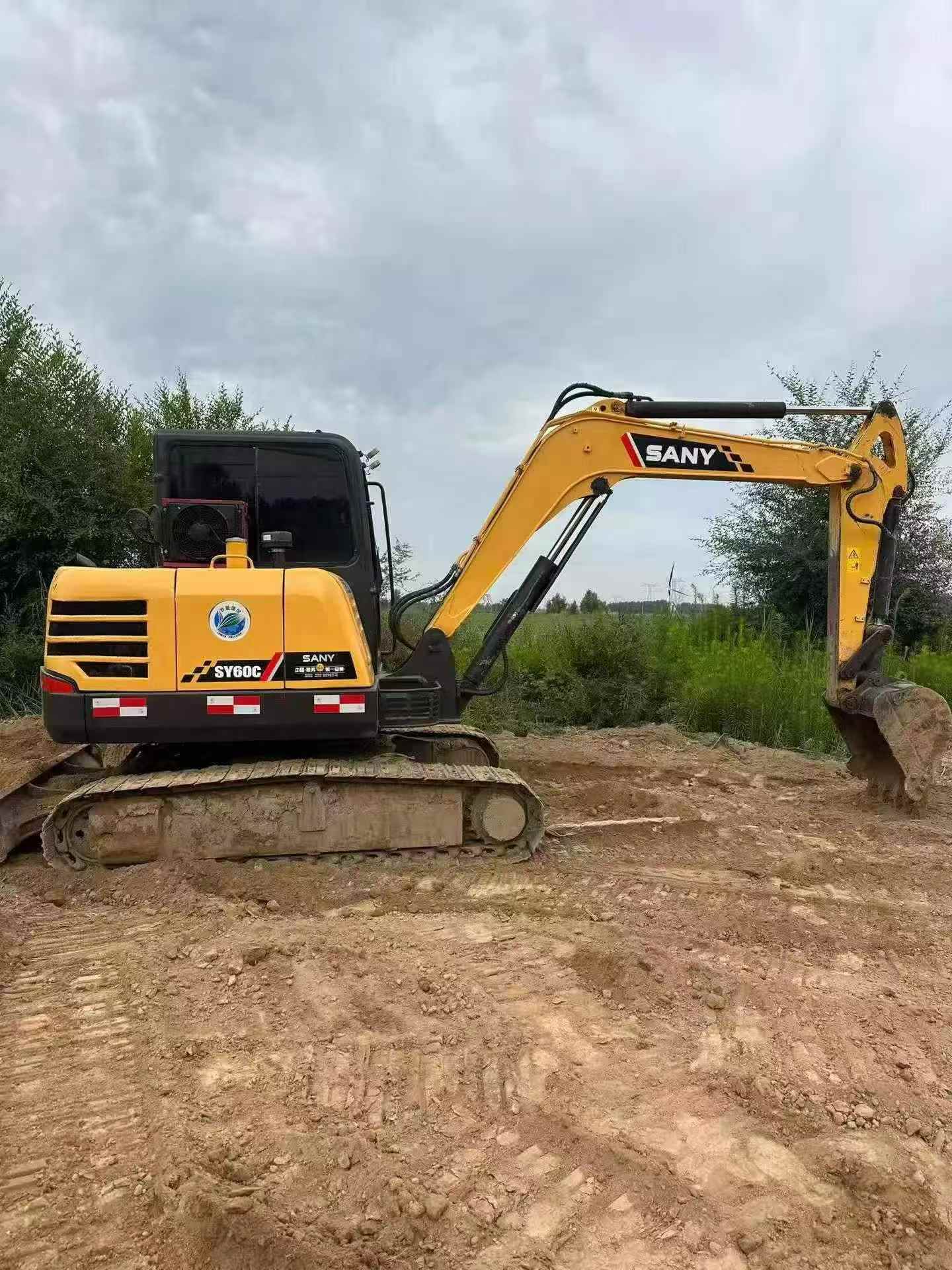 Buy Sany SY60 Used Excavator / 9 Buy Sany SY60 Used Excavator / 9