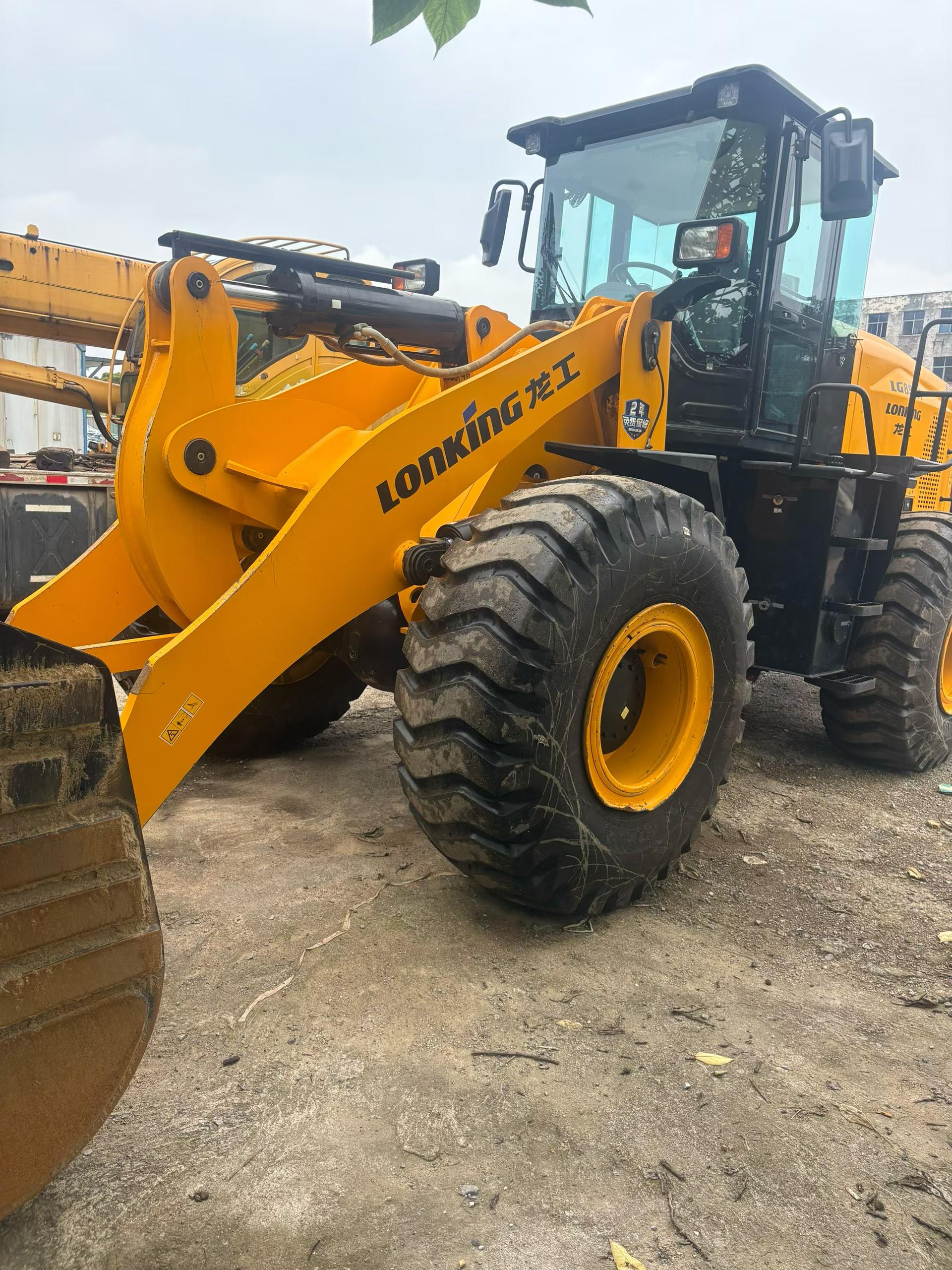 Buy Lonking LG855 Used Loader
