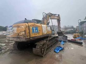 Buy XCMG XE200 Used Excavator / 2 Buy XCMG XE200 Used Excavator / 2