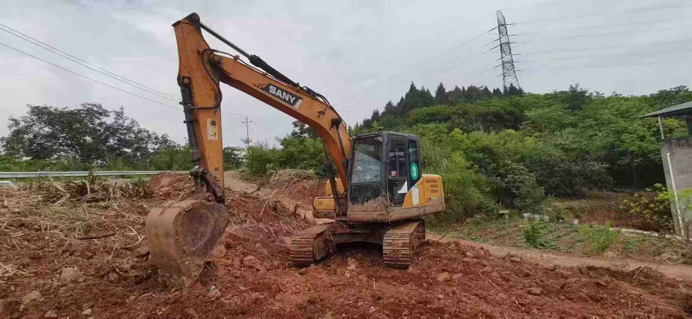 Buy Sany SY135 Used Excavator / 2 Buy Sany SY135 Used Excavator / 2