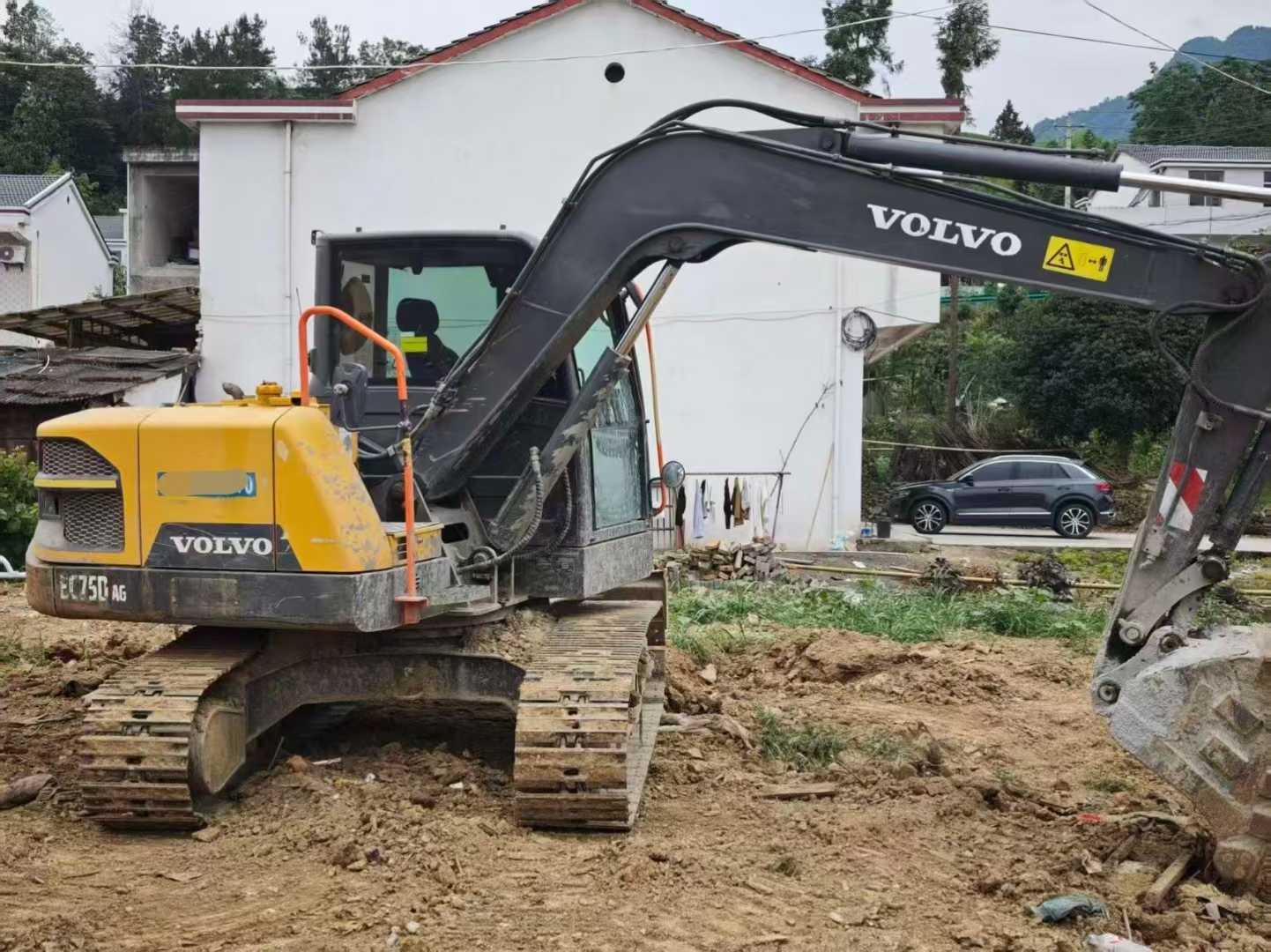 Buy Volvo EC75D Used Excavator / 3 Buy Volvo EC75D Used Excavator / 3