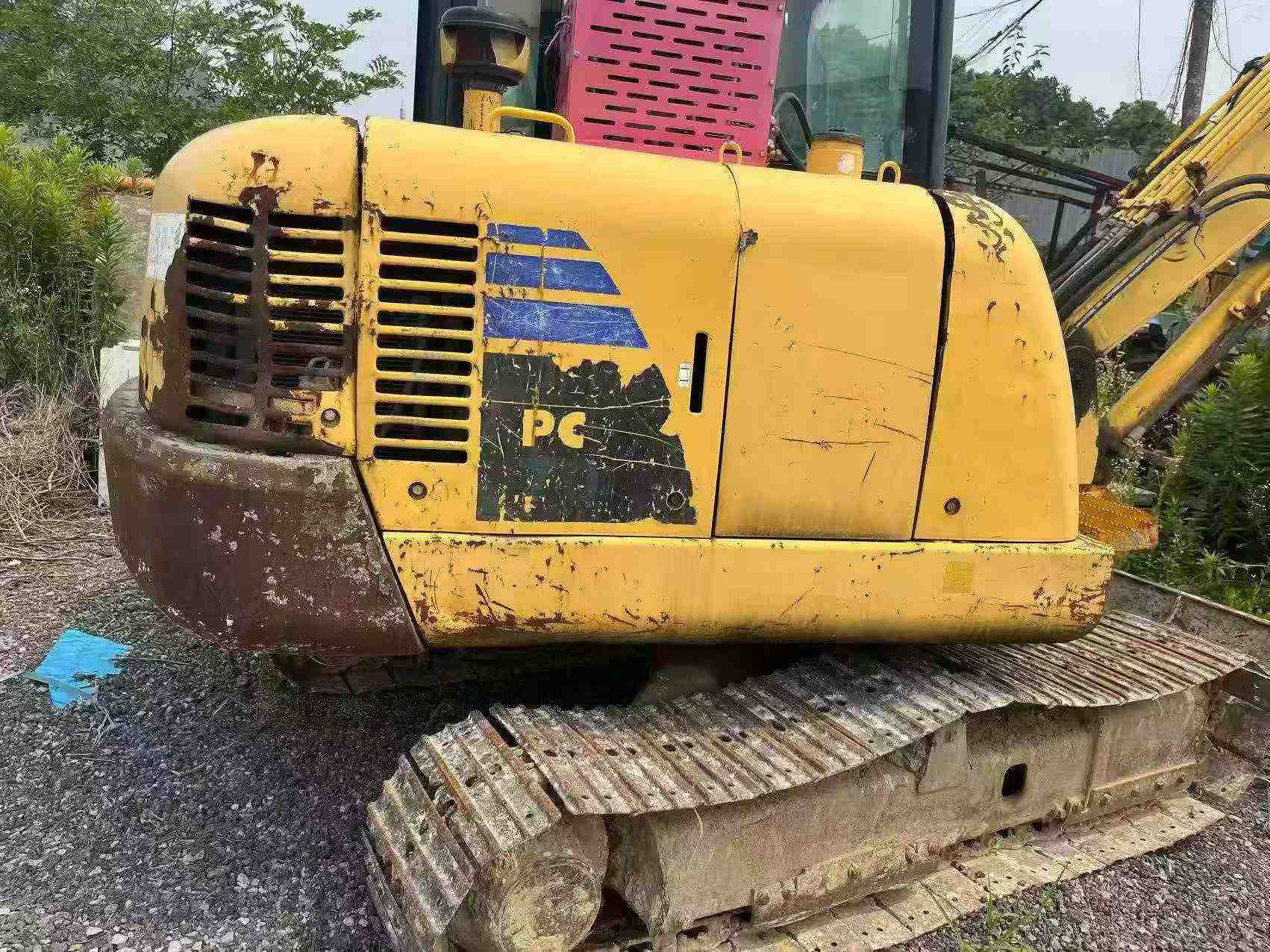 Buy Komatsu PC56-7 Used Excavator / 1