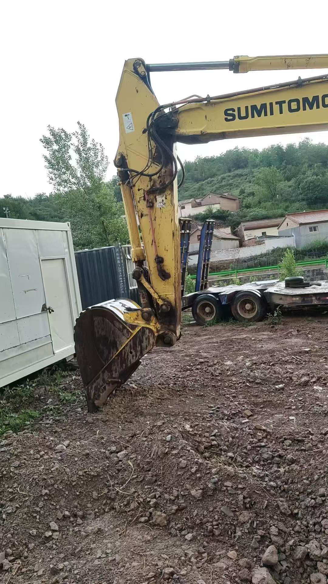 Buy Sumitomo SH240-3 Used Excavator / 2 Buy Sumitomo SH240-3 Used Excavator / 2