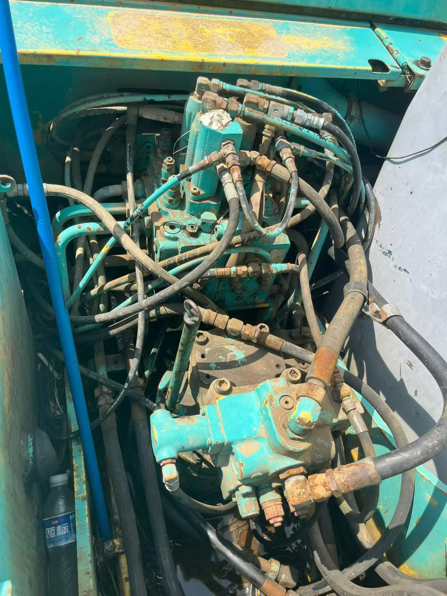 Buy Kobelco SK100-3 Used Excavator / 6 Buy Kobelco SK100-3 Used Excavator / 6