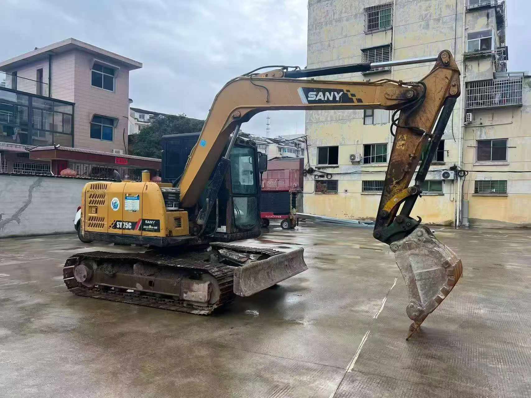 Buy Sany SY75 Used Excavator / 3 Buy Sany SY75 Used Excavator / 3