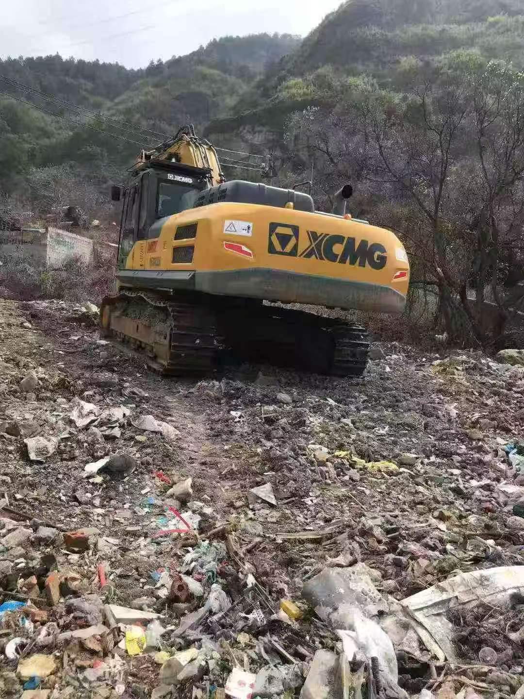 Buy XCMG XE380K Used Excavator / 4 Buy XCMG XE380K Used Excavator / 4