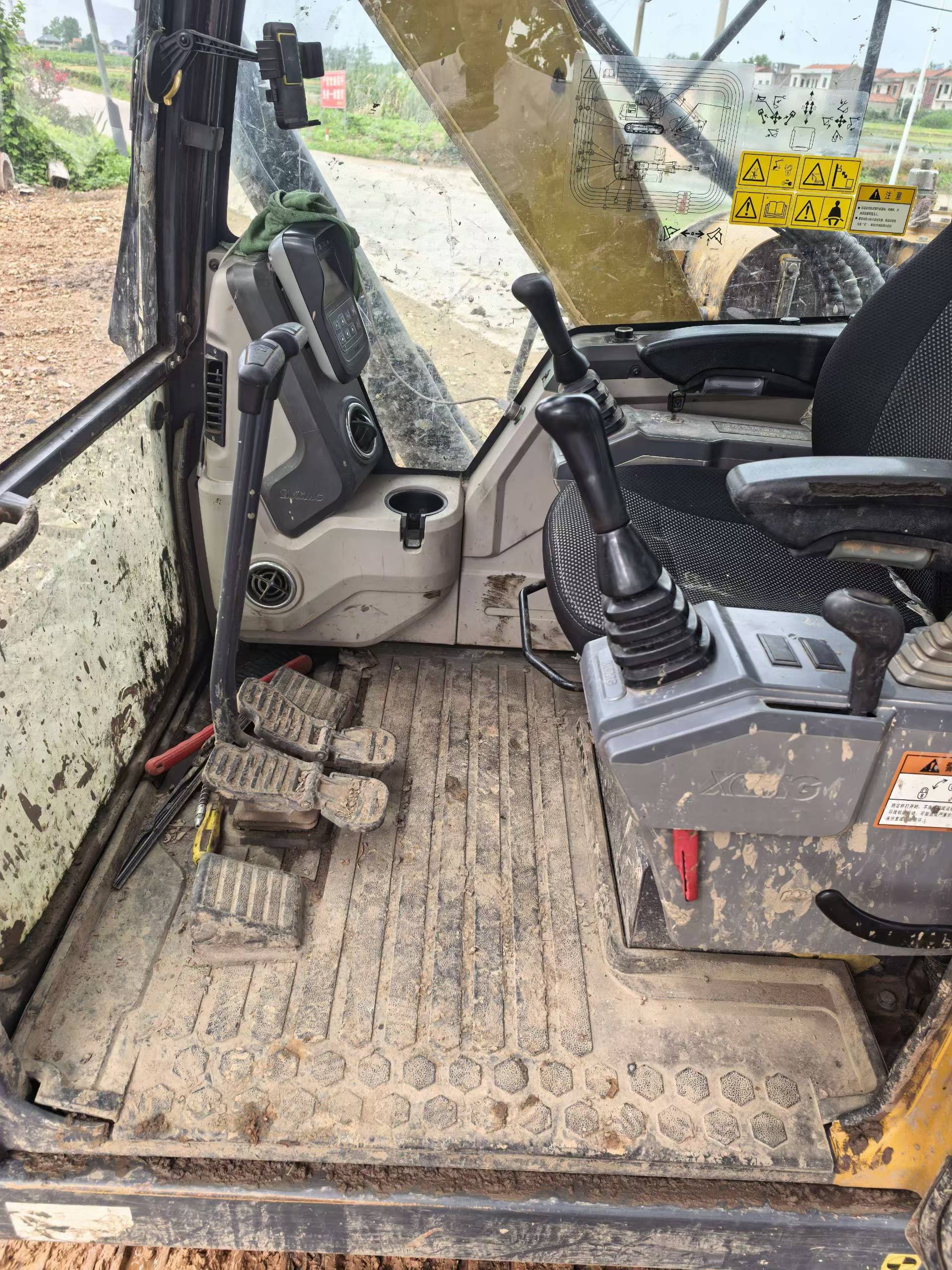 Buy XCMG XE75C Used Excavator / 9 Buy XCMG XE75C Used Excavator / 9