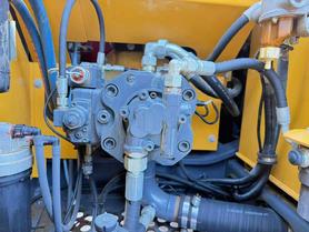 Buy XCMG XE135B Used Excavator / 6 Buy XCMG XE135B Used Excavator / 6