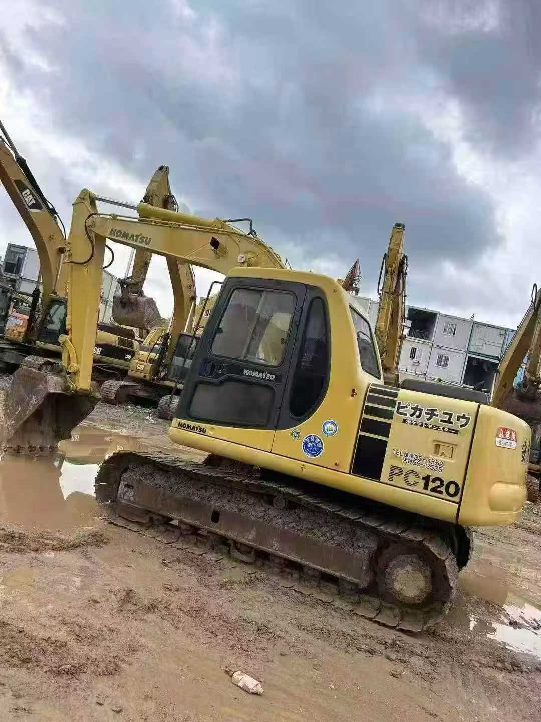 Buy Komatsu PC120-6 Used Excavator / 4 Buy Komatsu PC120-6 Used Excavator / 4