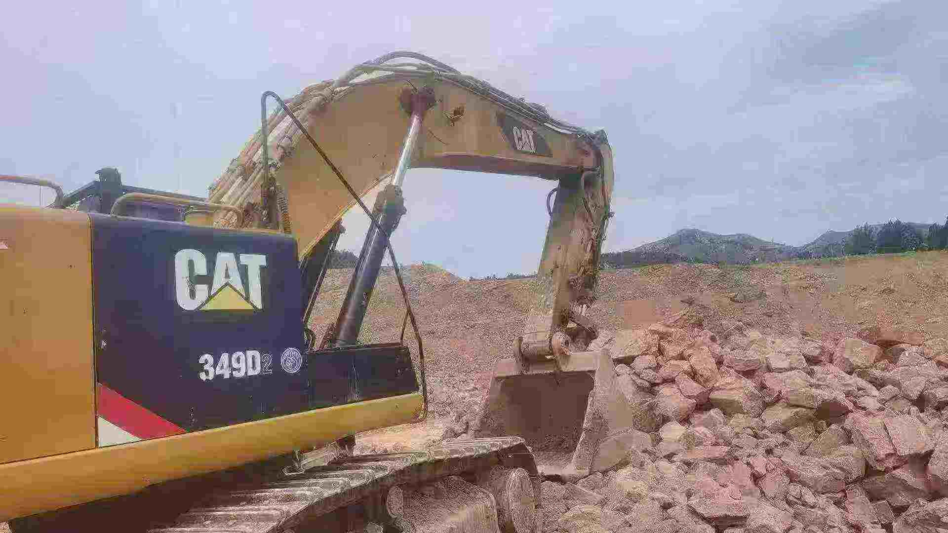 Buy Caterpillar 349E Used Excavator / 7